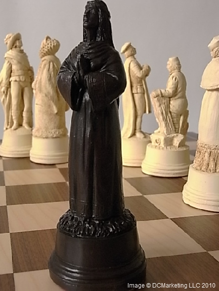 Columbus Plain Theme Chess Set